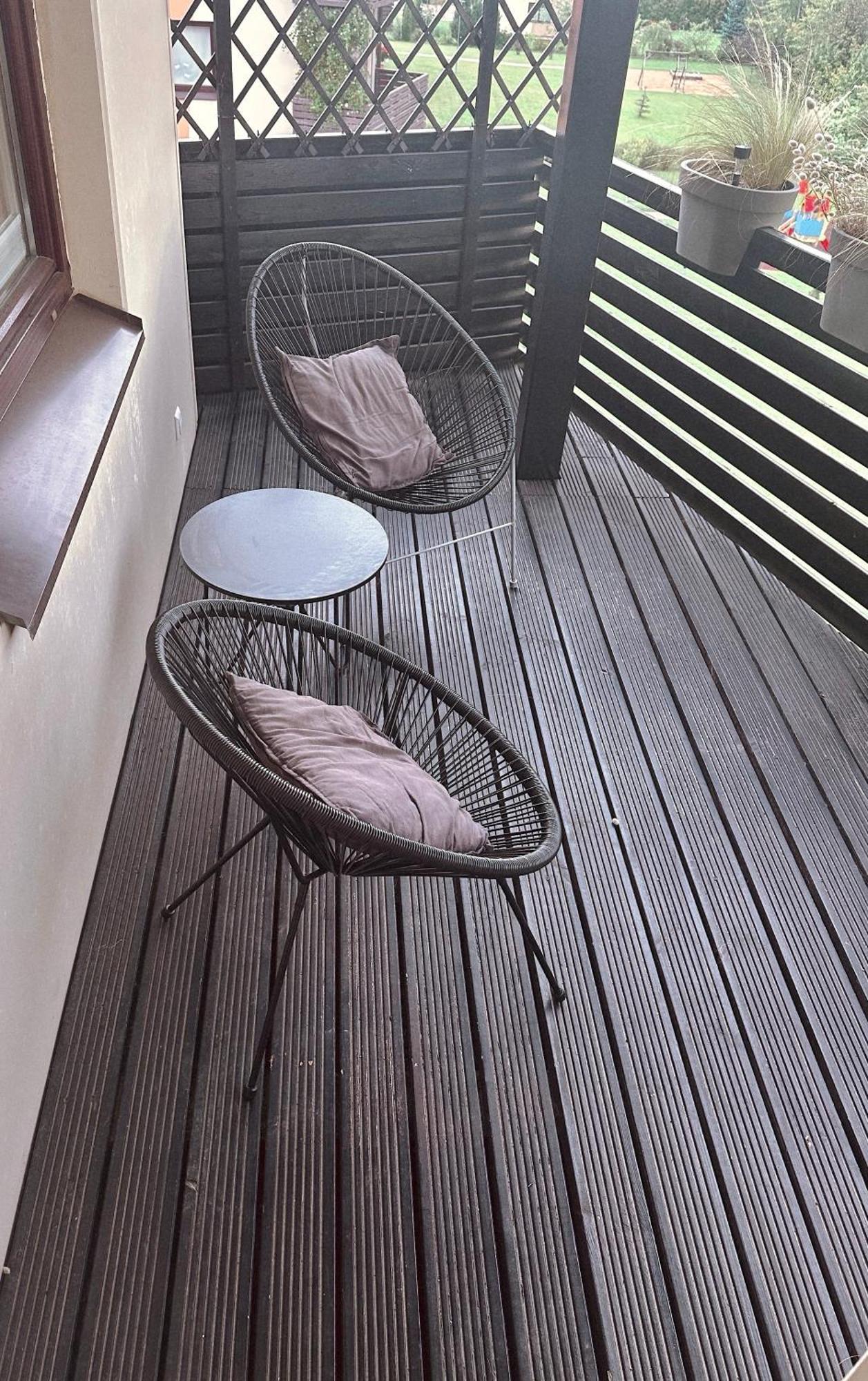 Beautiful With Balcony Apartment *